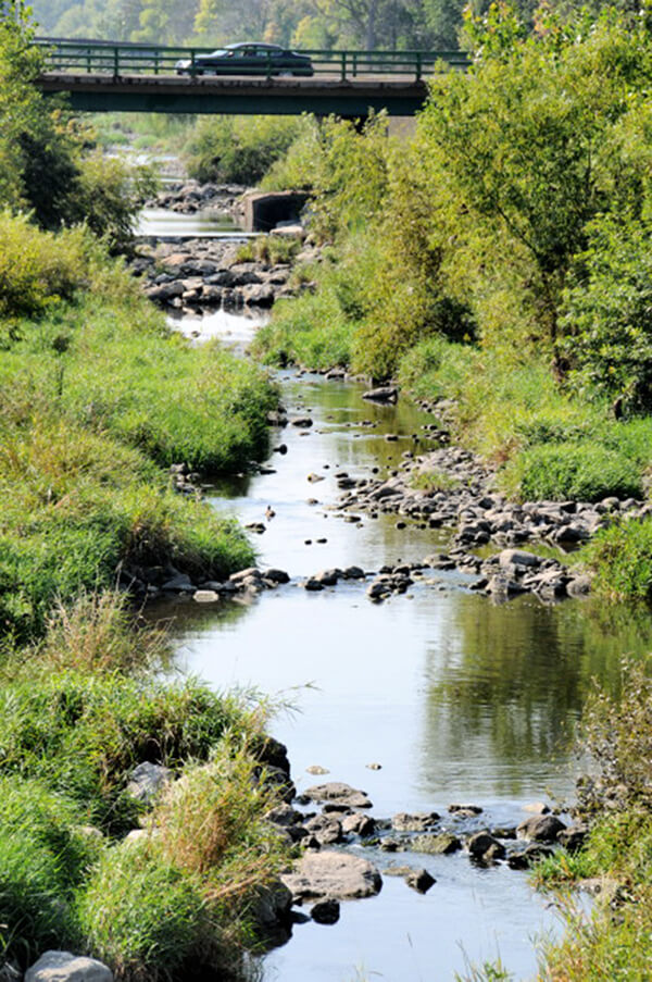 Lincoln Creek parkway