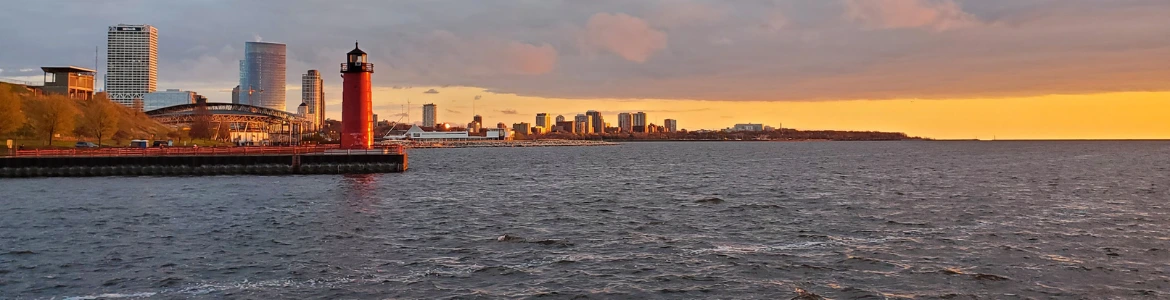 View of Lake Michigan on the Milwaukee shoreline at sunrise