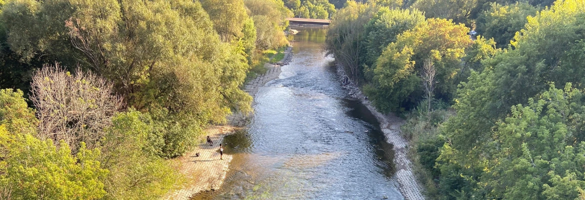 drone image of milwaukee river by north avenue