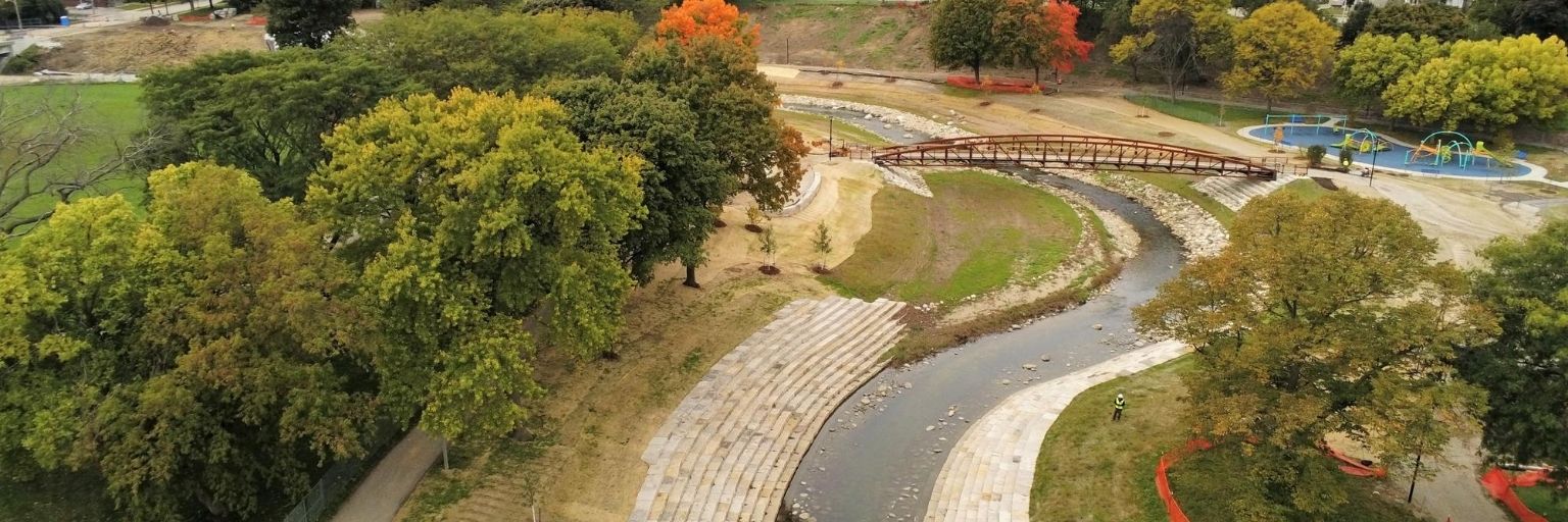 pedestrian bridge over kinnickinnic river in pulaski park